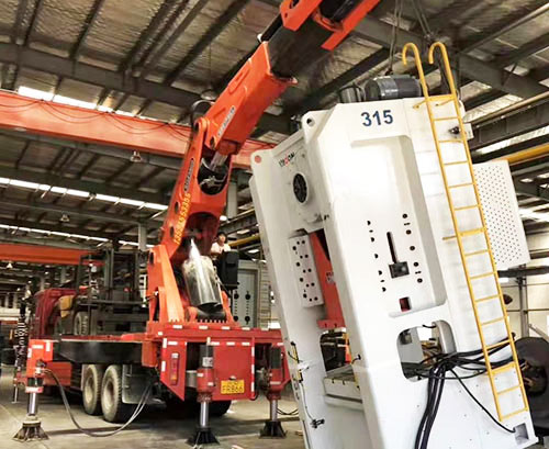 竹山提升工作效率，选择优质折臂吊租赁服务