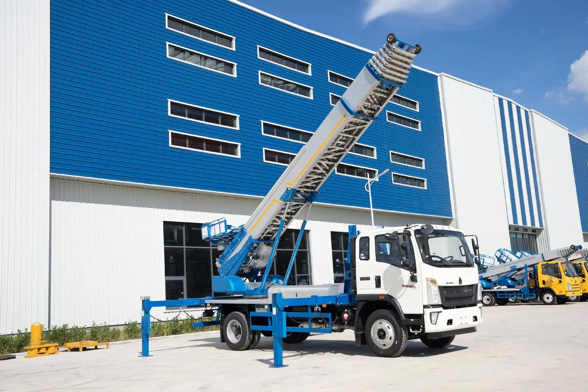 竹山小型云梯车上料车租赁多少钱