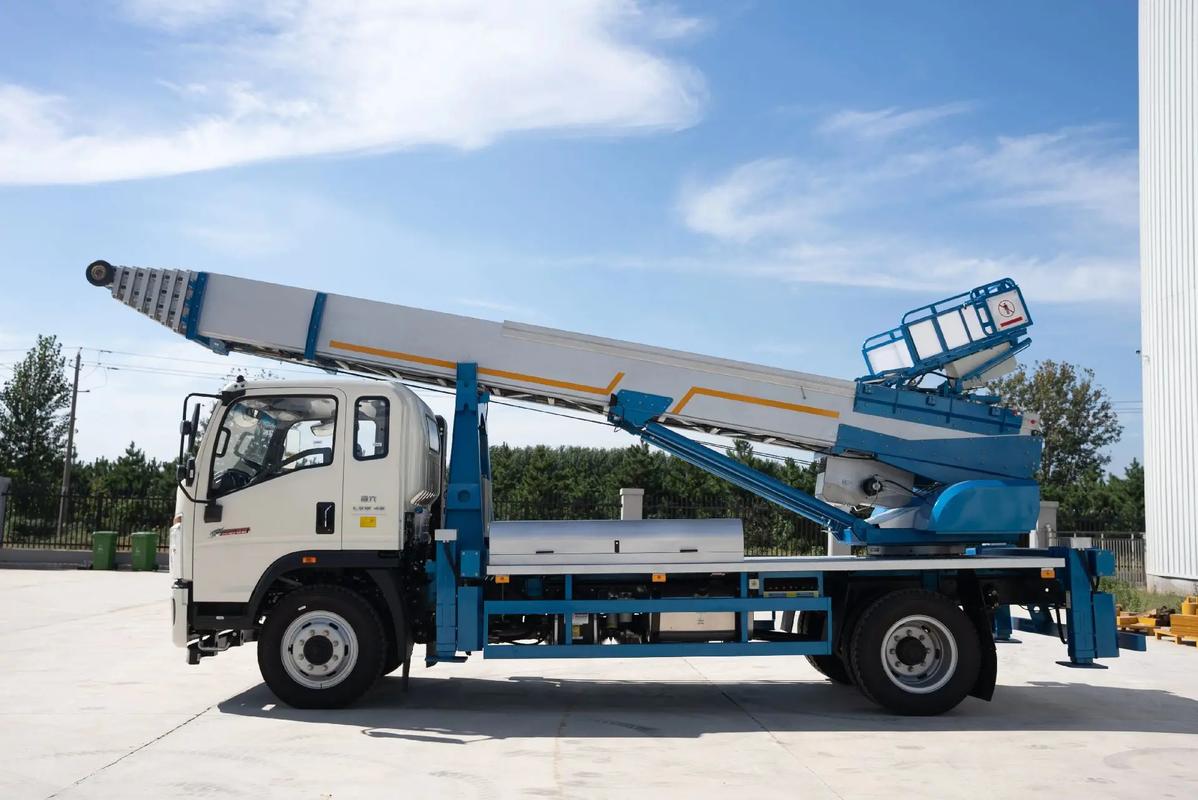 竹山云梯上料车租赁费用