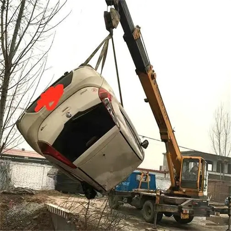 竹山随时待命，吊车24小时道路救援服务全解析